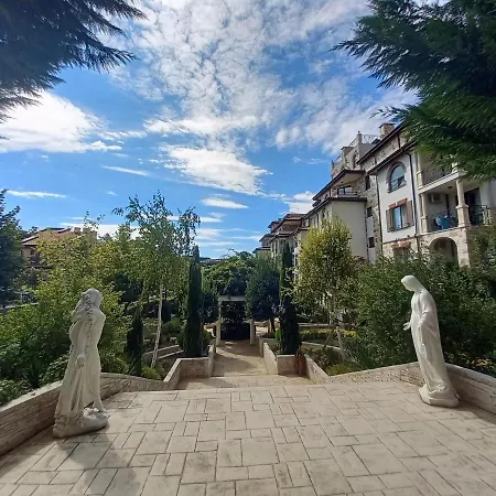 Apartment Royal Bay-i Seaview