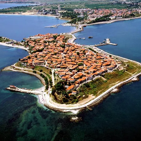 Royal Bay-i Seaview Apartament