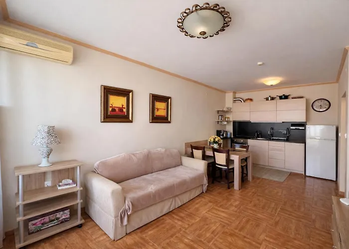 Apartament Royal Bay-i Seaview *